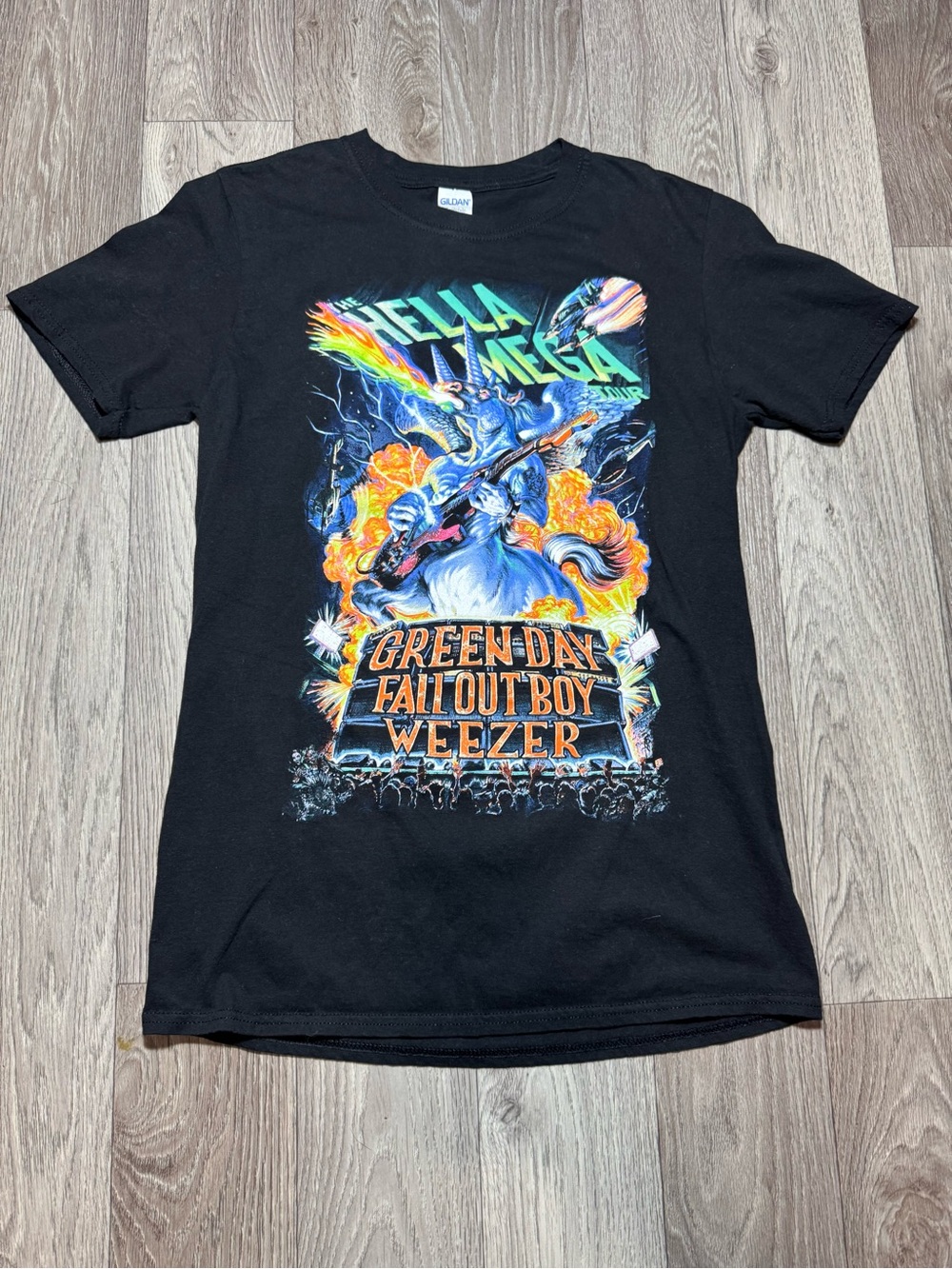 Green Day Fall Out Boy Weezer Hella Mega Tour 2021 T-Shirt Men's Medium